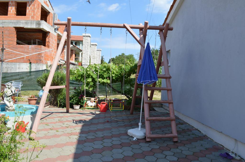 Apartment Ruzica Pula Exteriör bild